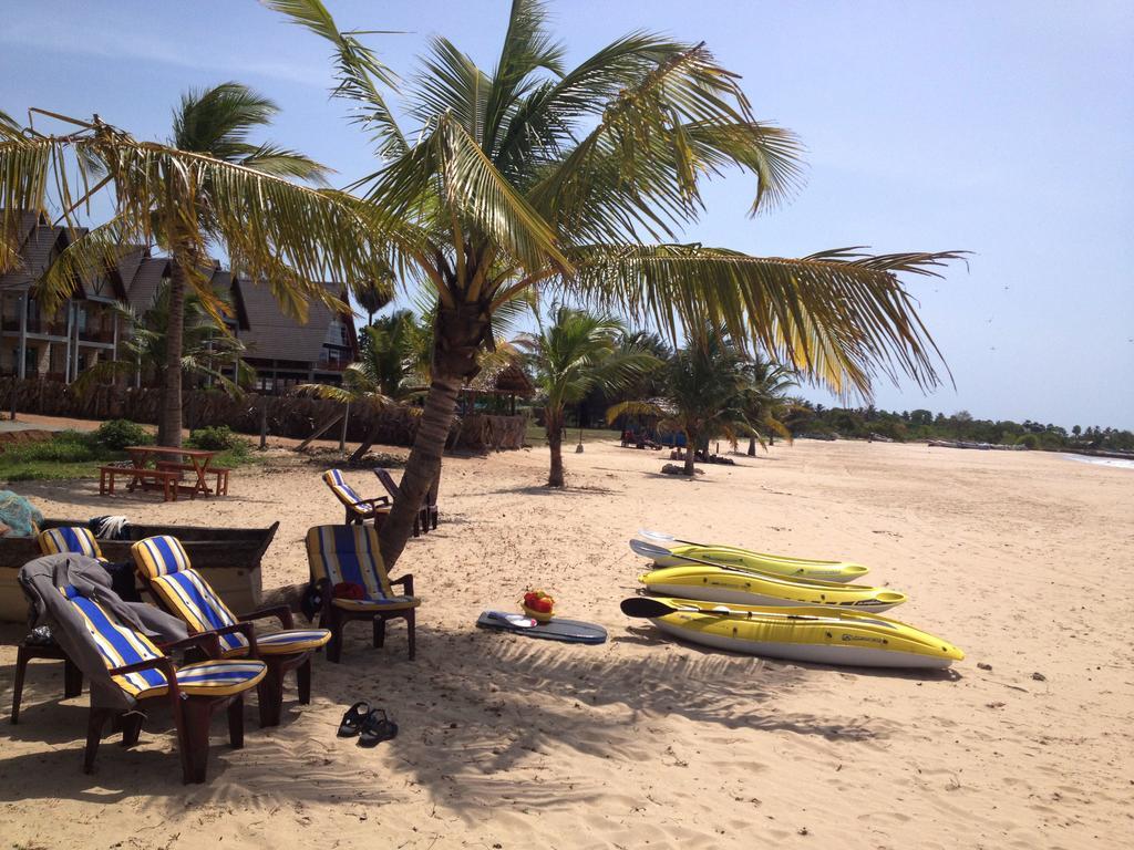Aqua Marine Beach Resort Pasikuda Zimmer foto